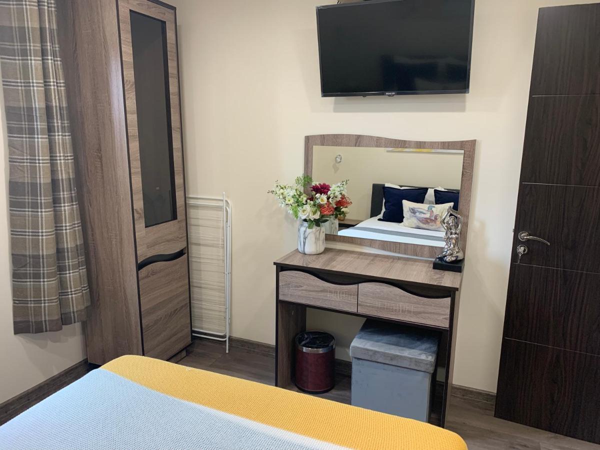 Apartment Zdravets 2, In The Heart Of The Old City Veliko Tarnovo Ngoại thất bức ảnh
