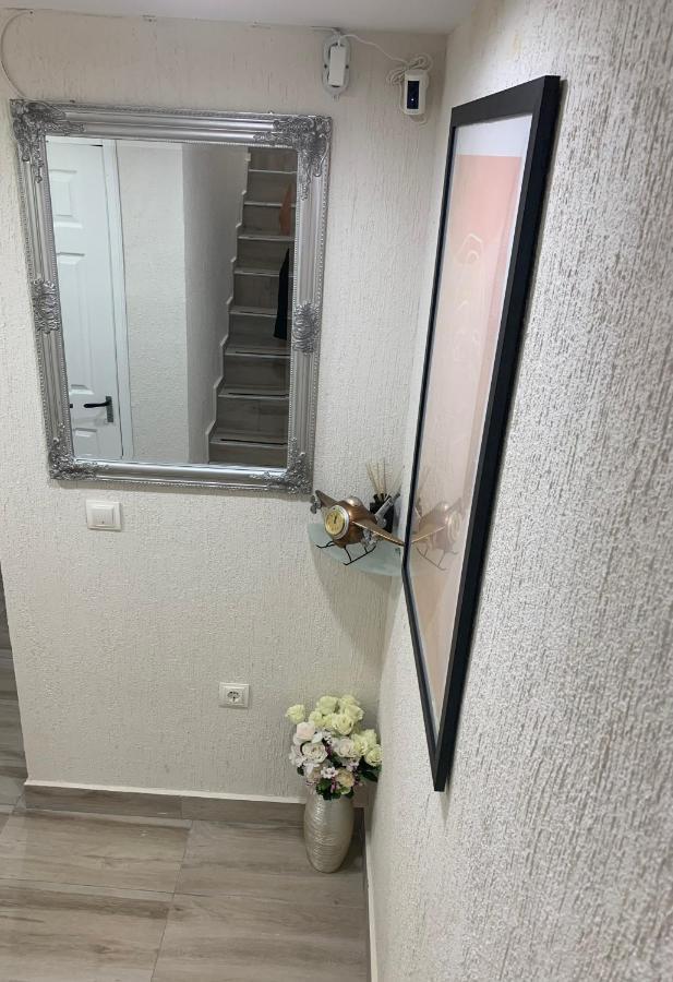 Apartment Zdravets 2, In The Heart Of The Old City Veliko Tarnovo Ngoại thất bức ảnh