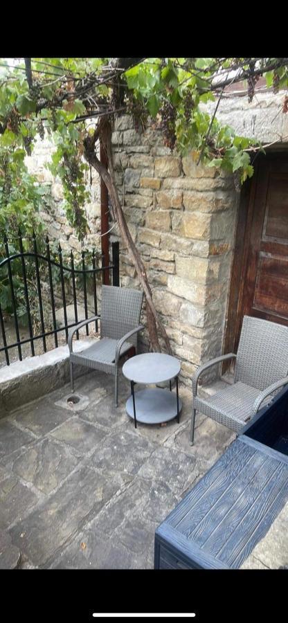 Apartment Zdravets 2, In The Heart Of The Old City Veliko Tarnovo Ngoại thất bức ảnh